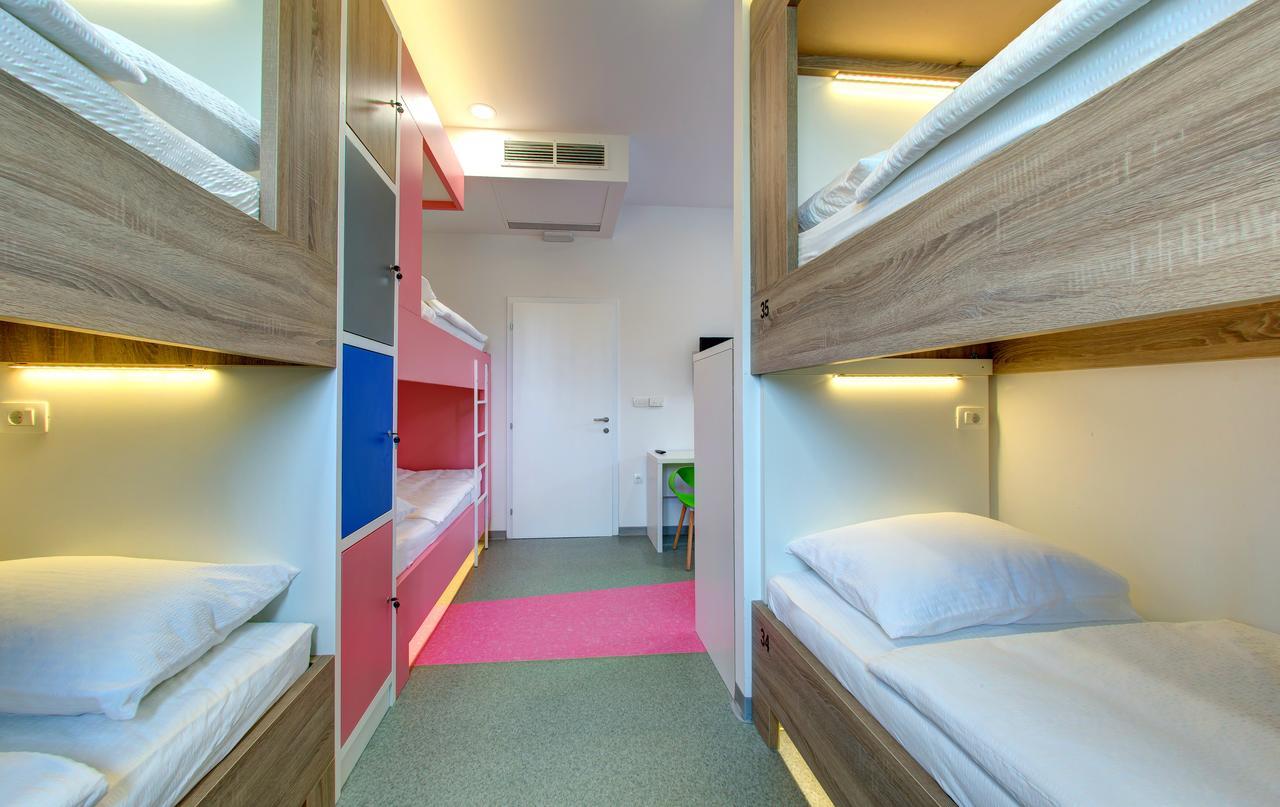 Starmo Hostel Mostar Bagian luar foto