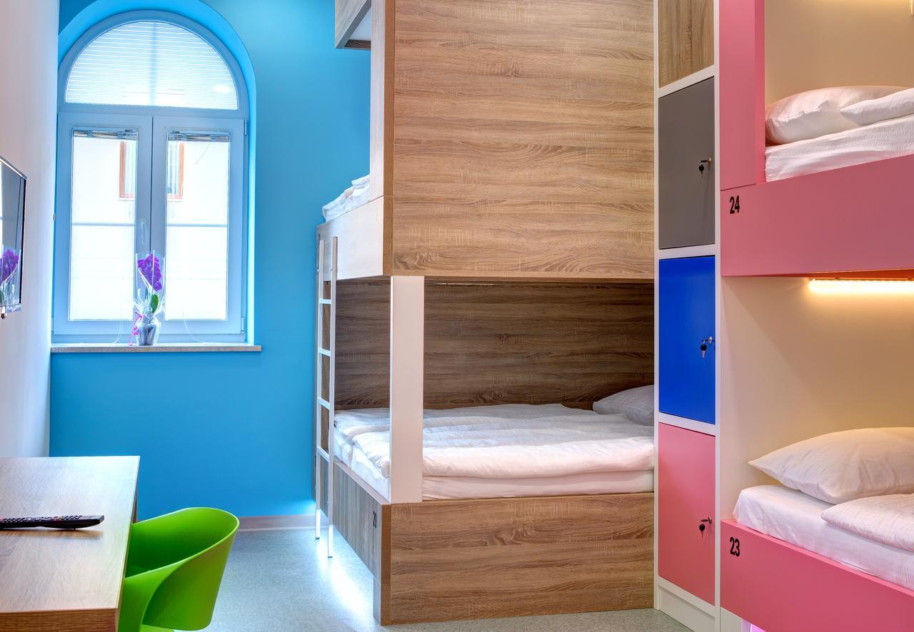 Starmo Hostel Mostar Bagian luar foto