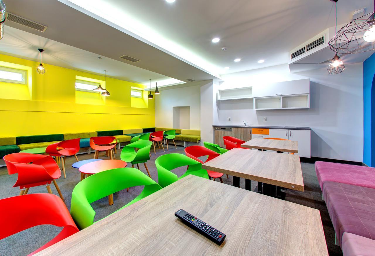 Starmo Hostel Mostar Bagian luar foto